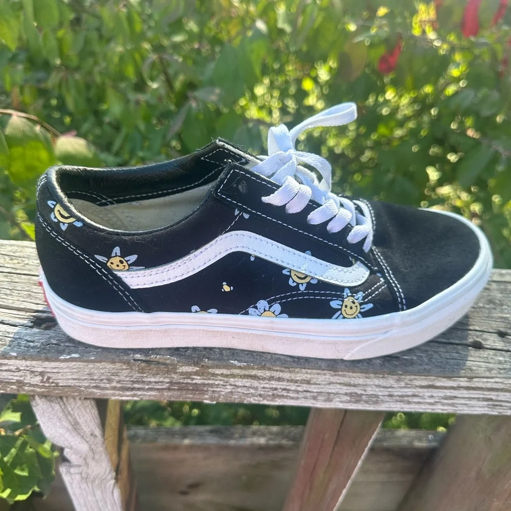 Vans Black and White Sneakers with Flower Accents - Picture 3 of 3